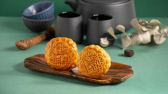 Moon Cake Imlek Halal atau Tidak? Ini Tips Sebelum Membelinya