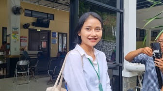 Cuma Gara-Gara Meja, Riyuka Bunga Cekcok dengan Pengunjung di Restoran Sampai Satpam Dipanggil