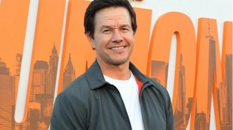 4 Rekomendasi Film yang Dibintangi Mark Wahlberg, Terbaru Ada Flight Risk