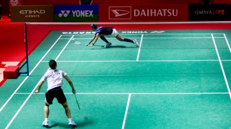 Pebulu Tangkis Tunggal Putri Indonesia, Putri Kusuma Wardani saat melawan Tunggal Putri Taiwan, Wen Chi Hsu pada laga perempat final Daihatsu Indonesia Masters 2025 di Istora Senayan, Jakarta, Jumat (24/1/2025). [Suara.com/Alfian Winanto]