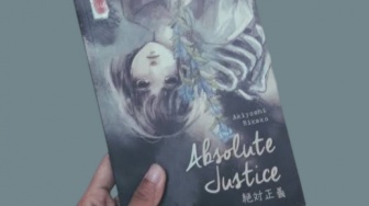 Ketika Kebenaran Menjadi Pedang, Ulasan Novel Absolute Justice