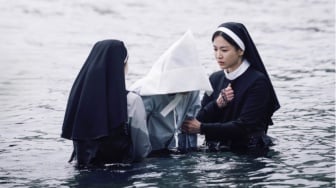 5 Film Terbaru Sambut Libur Panjang, Ada Dark Nuns dan 1 Kakak 7 Ponakan