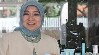 Seberapa Kaya Nurhayati Subakat? Kesederhanaan Bos Wardah Dipuji