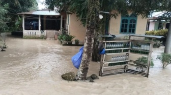 163 Rumah di Dolok Masihul Terendam Gegara Tanggul Sungai Jebol