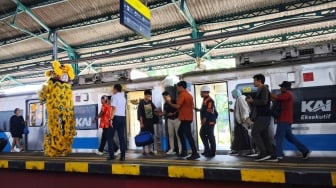 Punya Gerbong Eksekutif dan Ekonomi, Berapa Harga Tiket KA Batavia?