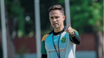 Blak-blakan! Paul Munster Tak Puas dengan Lini Depan Persebaya Surabaya