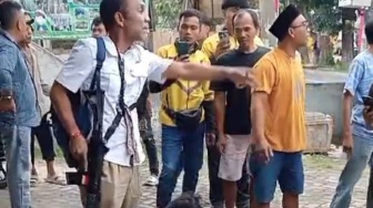 Detik-Detik Polisi Kepung Curanmor Bersenjata di Bandar Lampung, Terekam Video Amatir