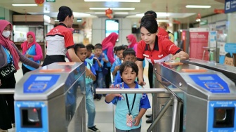 KAI Berikan Makanan Bergizi bagi Peserta Edutrain LRT Jabodebek