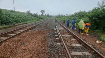 Banjir di Batang, Enam Perjalanan Kereta Api Terganggu