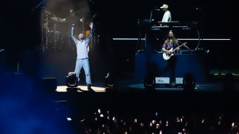 Konser Maroon 5 di Jakarta: Kenangan yang Memikat di Venue Raksasa
