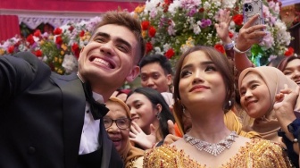 Pilih Deretan Selebriti Tampan Malaysia, Fuji Bikin Heboh Saat Sebut Nama Aisar Khaled!