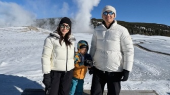 9 Potret Nikita Willy Ajak Issa Jalan-Jalan Tanpa Nael ke Yellowstone