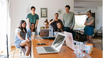 WFH dan Teman Kerja Toksik, Realita yang Tidak Banyak Orang Tahu
