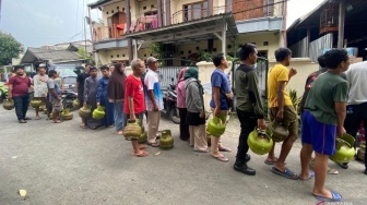 Sejumlah Pengecer LPG 3 Kg di Jaksel Minta Pertamina Beri Harga Khusus Jika Jadi Sub Pangkalan