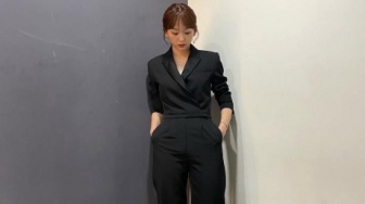 Kasual hingga Formal, Ini 4 Padu Padan Blazer ala Jin Ki Joo yang Bikin Tampilan Lebih Stylish