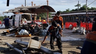 Detik-Detik Truk Aqua Hantam Antrean di Tol Ciawi, Rem Blong Jadi Biang Kerok