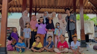 Sinau Bareng: Forum Indonesia Muda Jambi dan Sanggar Anak Tumbuh Yogyakarta