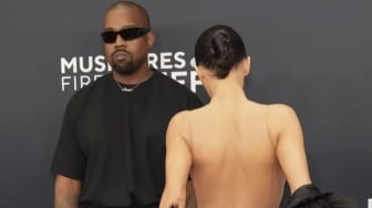 5 Fakta Kontroversi Busana Bianca Censori Istri Kanye West di Grammy Awards 2025