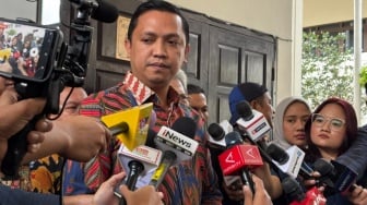 Pengacara Klaim Hasto Kristiyanto Dapat Serangan Masif Usai Jokowi Dipecat PDIP