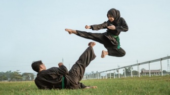 Ubah Fotomu Jadi Jago Kungfu! Tutorial Lengkap Pakai Aplikasi Hailuo AI yang Viral!