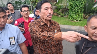 Luhut Jadi "Tameng" Investor: Laporkan Masalah Investasi Langsung ke Saya