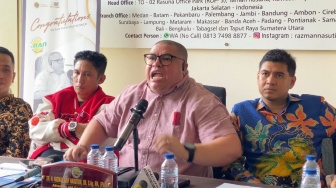 Sumpah Advokatnya Dibekukan, Razman Arif Nasution Cari Pembelaan: Pengadilan Tinggi Tak Berhak Awasi Advokat