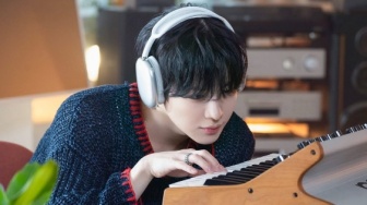 Taemin 'Sayonara Hitori': Lagu Kematian dengan Vibe Anime Sad Ending