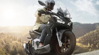 Update Harga Honda ADV 160 per Mei 2025, Skutik Adventure yang Semakin Menggoda
