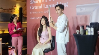 Rambut Lurus Tengah Jadi Tren di Asia untuk 2025, Kuncinya Pakai Alat Styling yang Aman!