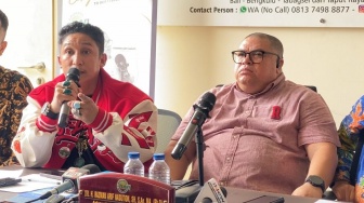 Apa Sanksi Pakai Ijazah Palsu? Razman Arif dan Firdaus Oiwobo Diduga Tak Diakui Universitas Ibnu Chaldun