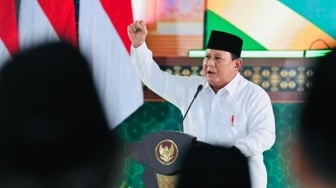 Demi 300 Ribu Sekolah, Prabowo Janjikan Efisiensi Anggaran di Kongres Muslimat NU