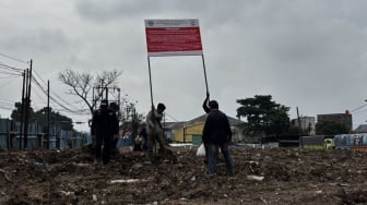 KLH Temukan Pelanggaran, TPS Pasar Caringin Bandung Disegel