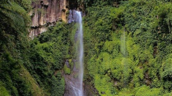 Berwisata di Curug Silawe, Persona Air Terjun di Lereng Gunung Sumbing