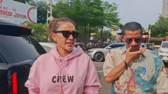 Nikita Mirzani Dukung Lolly Dekat dengan Pria Bule: Kalau Kemarin Kan Sama Setan