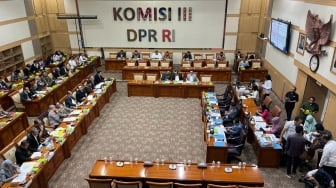 Dipimpin Habiburokhman, Komisi III DPR Rapat Dadakan Bahas Efisiensi Anggaran Bareng KY, KPK hingga Polri