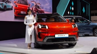 AION V Luxury: SUV 600KM Sekali Charge!  Fitur Mewah, Harga Terjangkau?