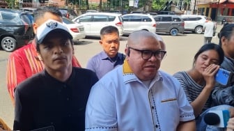 Segini Honor Razman Arif Nasution: Ngotot Bela Vadel Badjideh Meski Sumpah Advokat Dibekukan