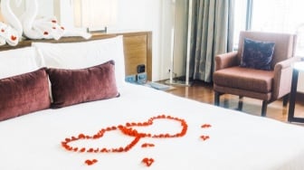 7 Promo Hotel Valentine 2025: Rooftop Dinner hingga Staycation Mewah Bareng Pasangan Mulai Rp 250 Ribuan