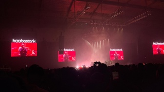 Sampai Turun Panggung, Aksi Hoobastank jadi Opening Act The Script Sukses Curi Perhatian