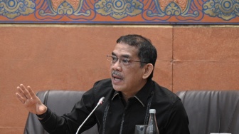 Hadapi Efisiensi Anggaran, Asep Wahyuwijaya Desak Kementerian Cegah PHK Massal