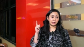 Bela Shella Saukia, Denise Chariesta Ternyata Pernah Dapat Kado Duit Segepok dari Sang Selebgram