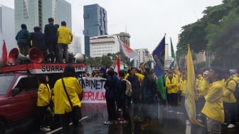 Gelombang Protes Indonesia Gelap: Suara Mahasiswa untuk Perubahan