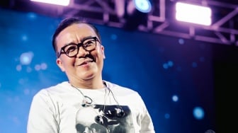 Telat Beri Ucapan Ultah untuk Ahmad Dhani, Pesan Ari Lasso Bikin Baper