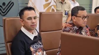 Raffi Ahmad Ubah Trend Kabur Aja Dulu Jadi Pergi Migran Pulang Juragan