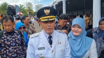 Resmi Jadi Pejabat, Dicky Chandra Gemetar Disalami Prabowo Subianto di Istana Merdeka