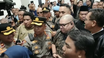 Drama di PN Jakut: Razman Arif Nasution Diperiksa Bareskrim, Bantah Serang Hotman Paris