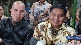 Dalih Efisiensi, Ahmad Dhani Rela Dewa 19 Tak Dibayar Demi Menteri Ara: Kita Bersahabat