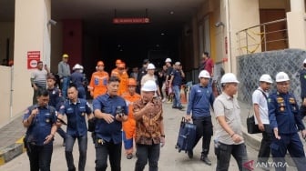 Lantai 1 dan 2 Glodok Plaza Kembali Dibuka untuk Umum Setelah Satu Bulan Tutup