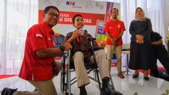 Penumpang Difabel Sering Kesulitan Akses Transportasi Publik, Kartu Disabilitas Dibagikan di Jogja