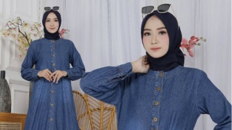 Tampil Keren dengan Gamis Denim: Panduan Memilih Warna Jilbab yang Tepat